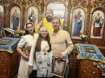 В храме Покрова Пресвятой Богородицы города Павловска поздравили семейные пары по случаю Дня семьи, любви и верности