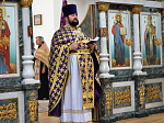 В храме иконы Божией Матери «Казанская» г. Павловска совершена Божественная литургия и освящен мед