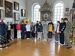 Ученики Каменской школы № 1 потрудились на благоустройстве Казанского храма