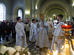 В Крещенский сочельник епископ Россошанский и Острогожский Дионисий совершил Литургию в храме Святой Живоначальной Троицы районного поселка Кантемировка