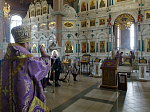 В четверг Страстной седмицы Архипастырь совершил Литургию в Свято-Ильинском кафедральном соборе города Россоши
