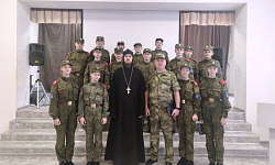 Духовный взгляд на проблему курения: в Острогожске состоялась встреча кадетов со священником