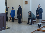 Преосвященнейший епископ Дионисий возглавил служение Божественной литургии в Воскресенском соборе Белогорского мужского монастыря