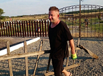 Первая панихида в новой часовне: иерей Николай Холодченко совершил богослужение на обустроенном кладбище в Новой Калитве»