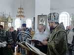 В среду второй седмицы Великого поста епископ Дионисий совершил Литургию Преждеосвященных Даров и диаконскую хиротонию в Казанском храме поселка Каменка