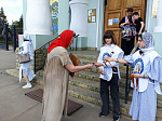 В Острогожске прошла патриотическая акция «Лента Победы» с участием православной молодежи и студентов