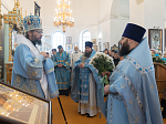 В праздник Казанской иконы Божией Матери Преосвященнейший епископ Дионисий совершил Литургию в Казанском храме пгт. Каменка