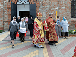 Епископ Россошанский и Острогожский Дионисий совершил Божественную литургию в Георгиевском храме с. Манино Калачеевского района