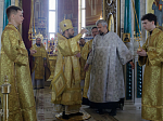Глава Россошанской епархии совершил молодежную Литургию в Свято-Ильинском кафедральном соборе города Россошь