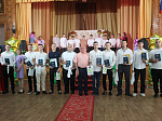 Помощник благочинного Калачеевского церковного округа по делам молодежи поздравил выпускников техникума с успешным завершением обучения