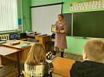 Путешествие в мир православной литературы: сельская библиотека открыла двери для учеников Никольской-1 СОШ