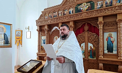 В храме Святой Живоначальной Троицы села Новомеловатка молитвенно отметили праздник Сретения Господня