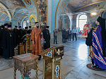 Епископ Россошанский и Острогожский Дионисий совершил Божественную литургию в храме Успения Пресвятой Богородицы г. Калач