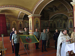 В Михайло-Архангельском храме Острогожска состоялся чин освящения и прибивки нового знамени Острогожского казачьего станичного общества