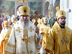 В день церковного новолетия Архипастыри совершили Божественную литургию в Петро-Павловском кафедральном соборе города Луганска