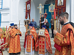 Епископ Россошанский и Острогожский Дионисий совершил Литургию в храме святых апостолов Петра и Павла с. Репьевка