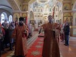 Епископ Россошанский и Острогожский Дионисий возглавил Божественную литургию в храме Архистратига Божия Михаила города Острогожска