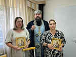В Павловской районной больнице священнослужитель совершил молебен о благополучном родоразрешении