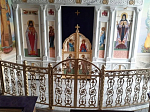 В храме Успения Пресвятой Богородицы города Калач установили новые ограждения к Пасхе