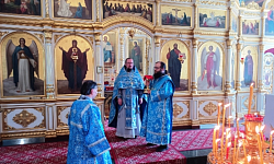 В Тихоновском соборном храме города Острогожска молитвенно отметили праздник Успения Пресвятой Богородицы