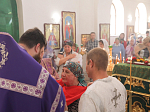 Епископ Дионисий совершил Божественную литургию в храме преподобного Сергия Радонежского пгт Подгоренский