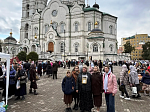 Духовенство и жители Калачеевского, Воробьевского и Петропавловского районов приняли участие в воронежском общегородском крестном ходе