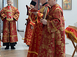 В день Радоницы Преосвященнейший епископ Дионисий совершил Литургию в Воскресенском соборе Белогорского епархиального мужского монастыря