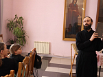 Маленькие прихожане поговорили о духовной литературе и испекли жаворонков