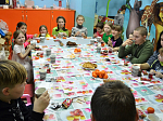 Павловское благочиние и "Кладовая мастеров" провели мастер-класс по изготовлению  подарков ко Дню защитника Отечества