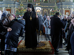 В Крещенский сочельник епископ Россошанский и Острогожский Дионисий совершил Литургию в храме Святой Живоначальной Троицы районного поселка Кантемировка