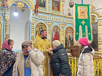 В Успенском храме села Трехстенки совершили Божественную литургию и молебен на Новолетие