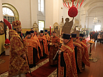 Преосвященнейший епископ Дионисий совершил великую вечерню в Петропавловском храме села Репьевка