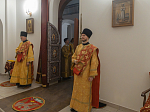 Архипастырь совершил воскресное богослужение в Воскресенском соборном храме Белогорского мужского монастыря