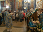 В канун праздника Введения во храм Пресвятой Богородицы епископ Дионисий совершил всенощное бдение в Ильинском кафедральном соборе г. Россоши