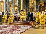 Торжественное соборное богослужение в праздник Собора Воронежских святых было совершено в Благовещенском кафедральном соборе города Воронежа