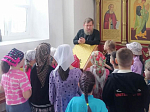 Клирик благочиния провел экскурсию по храму