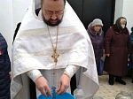 В Крещенский сочельник в храме святых апостолов Петра и Павла села Петропавловка совершена Литургия и чин великого освящения воды