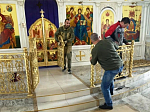 В храме Успения Пресвятой Богородицы города Калач установили новые ограждения к Пасхе
