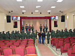 Священник поздравил курсантов с принятием воинской присяги