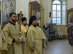 Епископ Россошанский и Острогожский Дионисий возглавил праздничное богослужение в храме святого мученика Иоанна Воина города Богучара