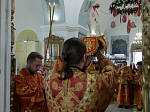 Глава Россошанской епархии совершил Божественную литургию в храме святого мученика Иоанна Воина города Богучар