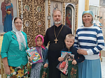 В храмах Калачеевского благочиния были совершены молебны об учащих и учащихся и подведены итоги ежегодной акции «Собери ребенка в школу»