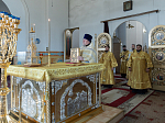 Правящий Архиерей совершил Божественную литургию в храме святых апостолов Петра и Павла с. Репьевка