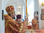 В Неделю 6-ю по Пасхе епископ Дионисий совершил Литургию в Митрофановском храме с. Верхний Мамон