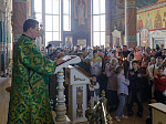 В праздник Входа Господня в Иерусалим глава Россошанской епархии совершил Литургию в Свято-Ильинском кафедральном соборе города Россоши