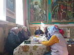 На приходах Россошанского церковного округа поздравили прихожан почтенного возраста