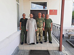 Священнослужитель встретился с сотрудниками МЧС в селе Писаревка