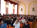 Миссионерские встречи священнослужителя со студентами Павловского техникума и педколледжа: разговор о смысле жизни и духовных ценностях
