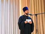 Панихиды о воинах в День Победы на приходах Павловского благочиния
