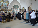Благочинный Павловского церковного округа совершил литургию Преждеосвященных Даров в Казанском храме